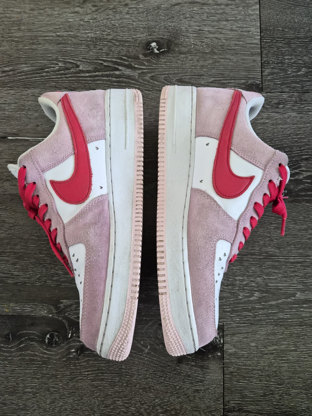 Nike Air Force 1 Low '07 QS "Valentine's Day Love Letter" – Size 10 – Mint! - Picture 6 of 9